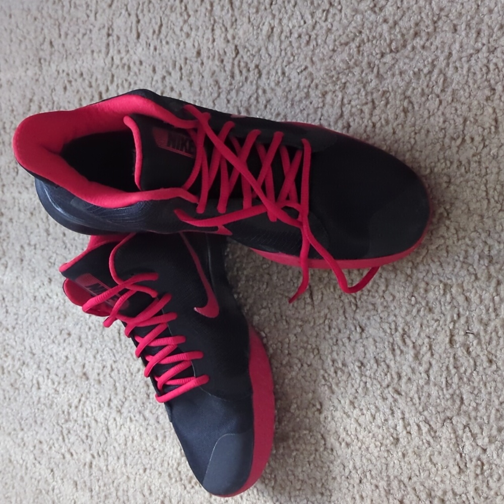 Men's Nike basketball shoes, Precision 3
